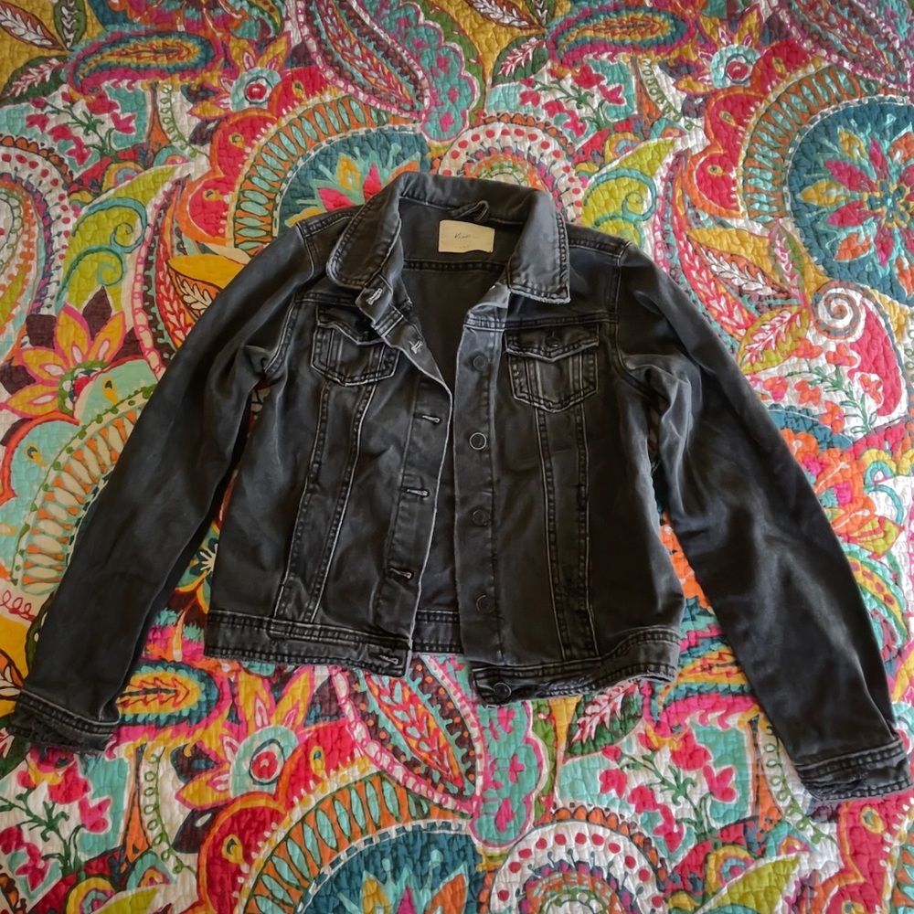XSmall cropped dark-grey denim jacket